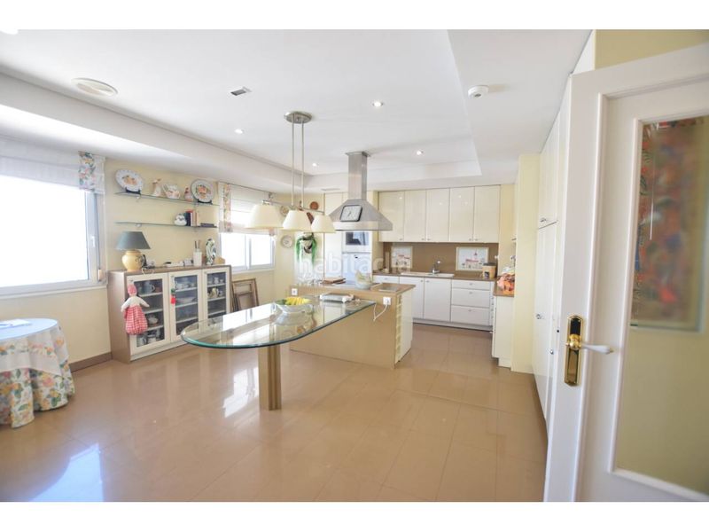 Foto 1c725f52-e16d-48bd-9236-1639950c446b. Pis amb aparcament a Alameda Cartagena