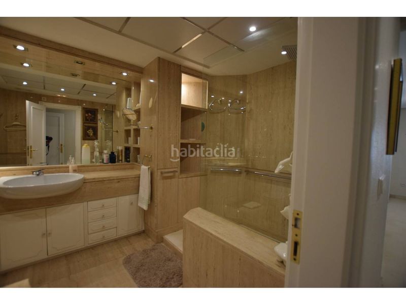 Foto 7c45d066-eae9-49f3-a857-a9f1e9ccb84e. Pis amb aparcament a Alameda Cartagena