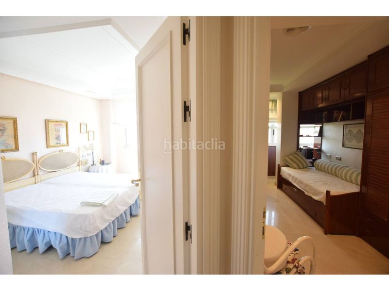 Foto aadddc74-9e4e-4155-8239-9a5cdfcd6f6b. Pis amb aparcament a Alameda Cartagena