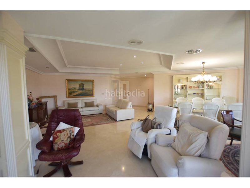 Foto b4145786-553b-42a7-8f27-f1eb33ea7881. Pis amb aparcament a Alameda Cartagena