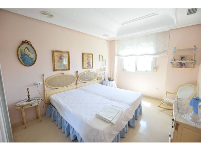 Foto bfffbe26-f207-415b-8607-fbca5497a1da. Pis amb aparcament a Alameda Cartagena