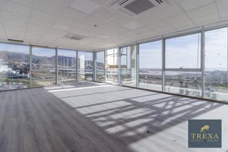 Lloguer Oficina a Diseminado puente culebra, 75. Se alquilan oficinas de nueva construcción con garaje privado en