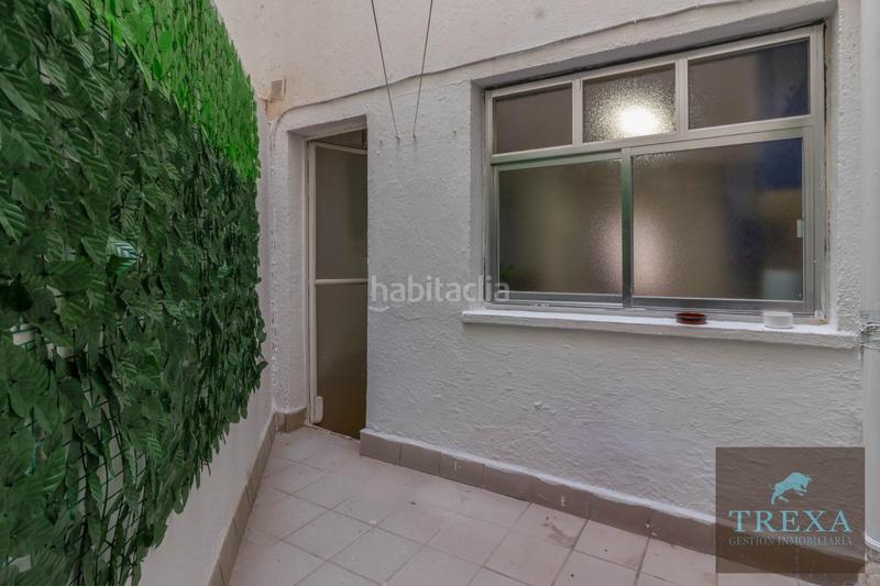 Foto dfcae3c8-a1f4-4b55-8965-5ccc287786c6. Location appartement dans braulio moreno 21 dans Centro Almería
