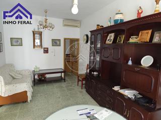 Maison à Écija. Casa en venta en puerta osuna, 6 dormitorios.