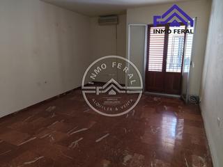 Pis a Écija. Piso en venta en centro, 3 dormitorios.