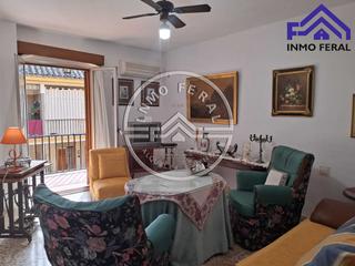 Pis a Écija. Piso en venta en centro, 4 dormitorios.