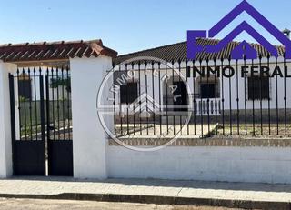 Terreny residencial a Écija. Parc. rúst. en venta en el villar.