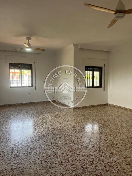 Foto c3a2d91e-5c61-459e-9caf-f81fb97484bd. Terreno residenziale in Écija