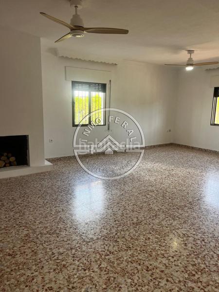 Foto d8ed4e8f-8ab6-4a1c-a8fb-6a5249e298e0. Terreno residenziale in Écija