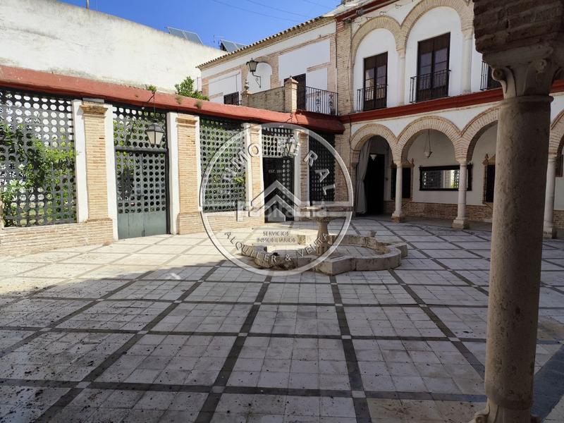 Foto 56d5c180-aa38-4218-8496-58084df8f458. Casa  en venta en centro, 10 dormitorios. en Écija