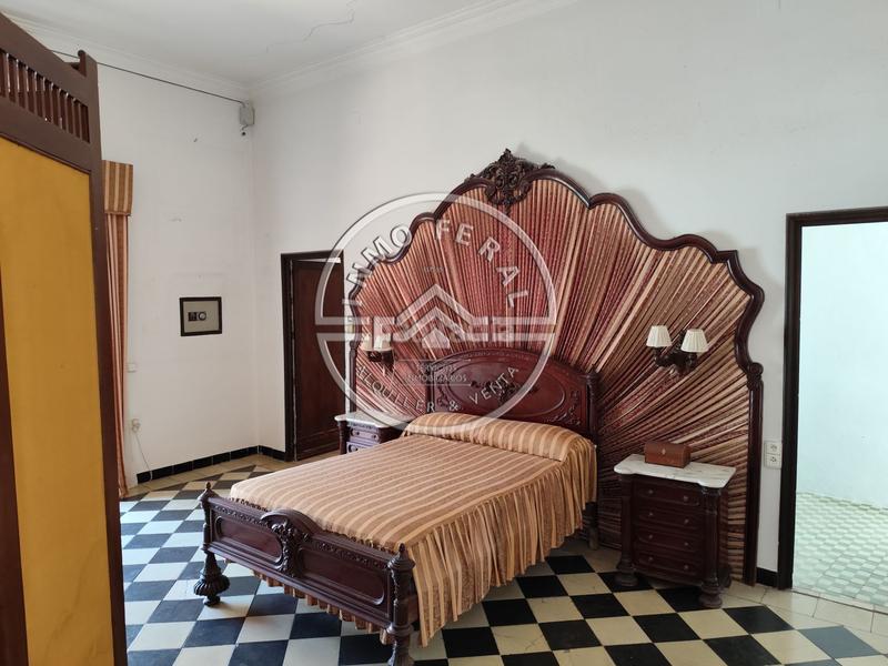 Foto 6865a82d-51f0-4926-9701-5bc465d65a08. Casa  en venta en centro, 10 dormitorios. en Écija