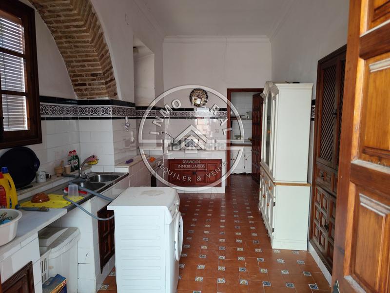 Foto 929cb5e3-4913-41e1-86e4-63fb2bf34b11. Casa  en venta en centro, 10 dormitorios. en Écija