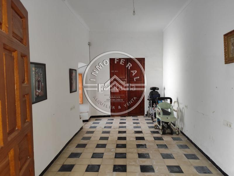 Foto bba6bcac-4913-47f3-8933-d66ee3f17e60. Casa  en venta en centro, 10 dormitorios. en Écija