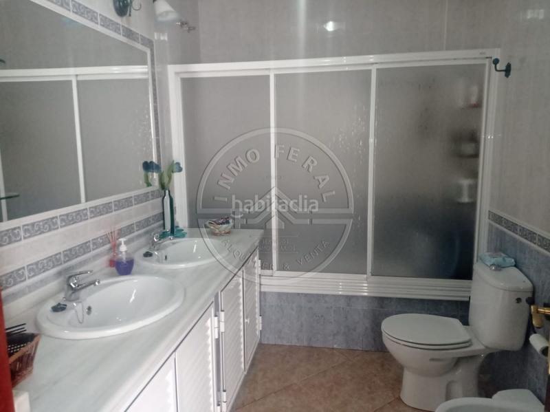 Foto 05b47e94-d40b-4827-9fff-ef1175519127. Casa amb calefacció aparcament a Écija