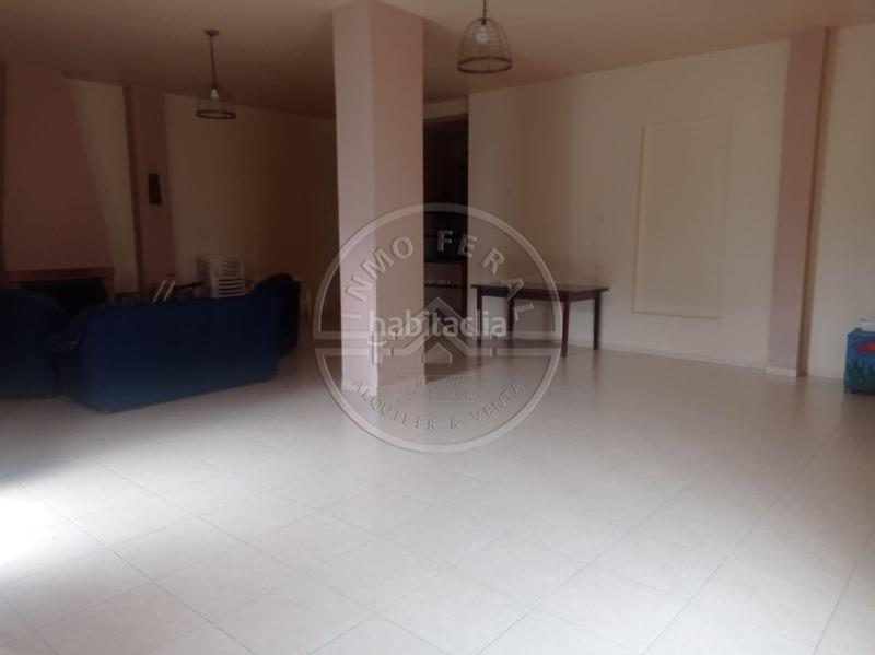 Foto c293a1fa-ecad-42c1-880b-70b1eb43d230. Casa amb calefacció aparcament a Écija