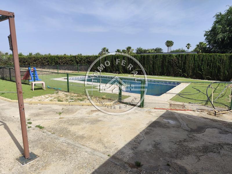 Foto 4c48a7bc-7648-4597-8645-4245b124dc73. Terreno residenziale in Écija