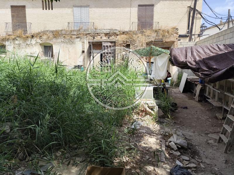 Foto 5604b3d5-3221-43f6-a4bf-f3b92e37da2d. Terreno residenziale in Écija