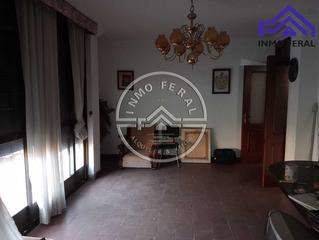Pis a Écija. Piso en venta en alcarrachela, 4 dormitorios.