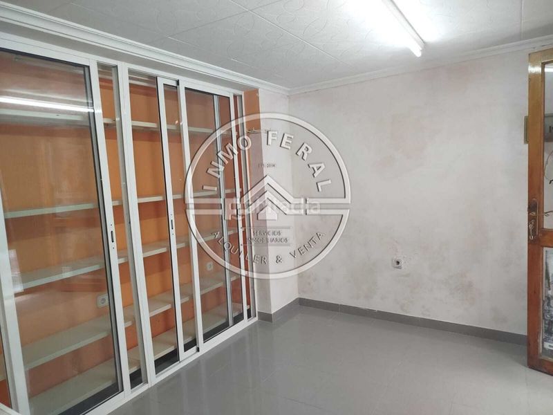 Foto e73623af-9ecc-4f9f-9747-e67c4a106dbb. Local comercial a Écija