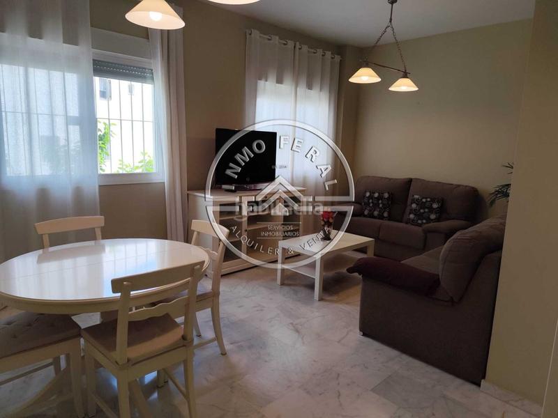 Foto 5803c2a5-c55a-4aeb-8b8f-e5999a731e37. Pis amb calefacció aparcament a Écija