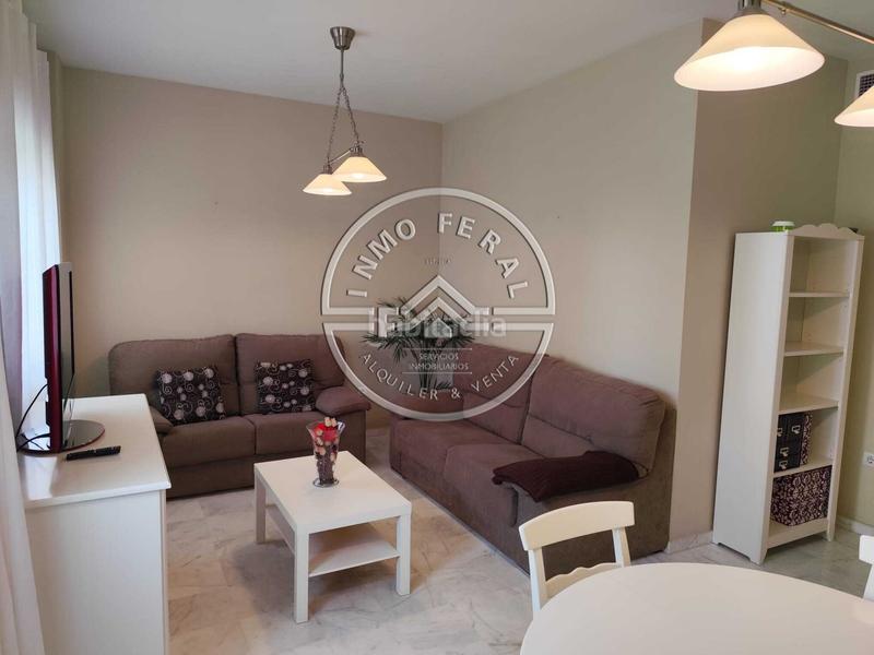 Foto 8fea215d-2cc4-4c5a-9c5a-656e4e4fd485. Pis amb calefacció aparcament a Écija