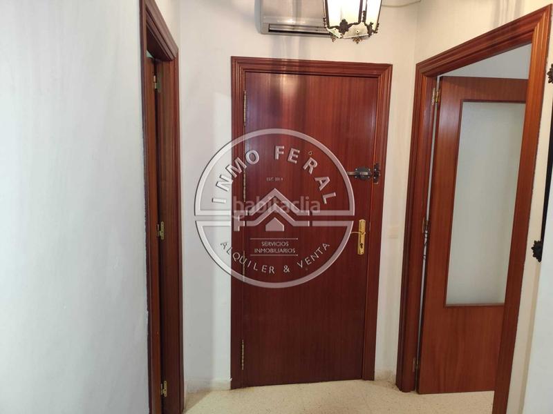 Foto b12614e2-6af1-49d1-bf24-7259c4852106. Flat with heating in Écija