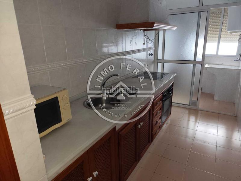 Foto 227bcbd7-fba5-49f9-ae53-e9e8a400bc41. Pis amb calefacció piscina a Écija