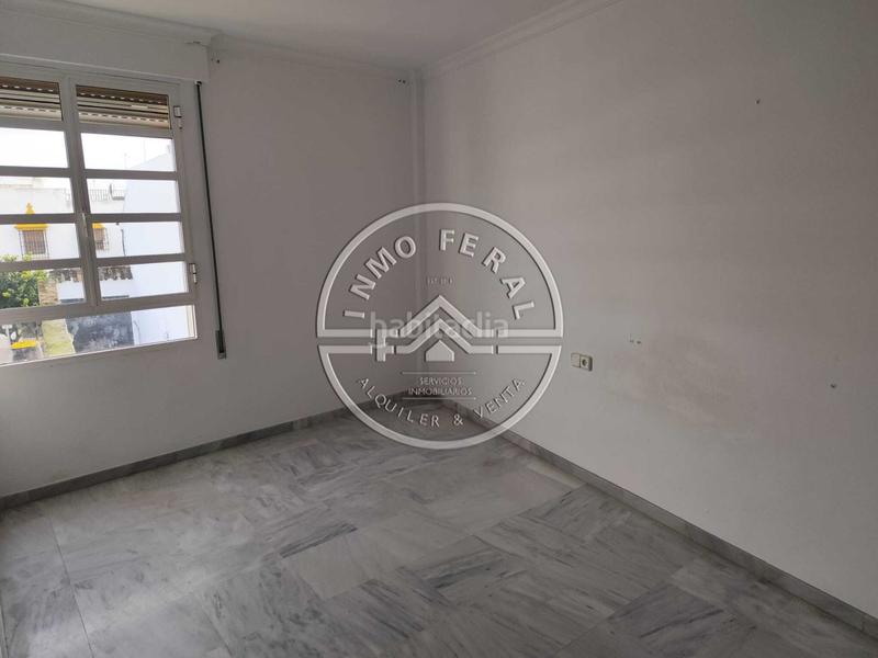 Foto 4b13779b-87dd-4d4b-84ee-6f22af8a43f3. Pis amb calefacció piscina a Écija