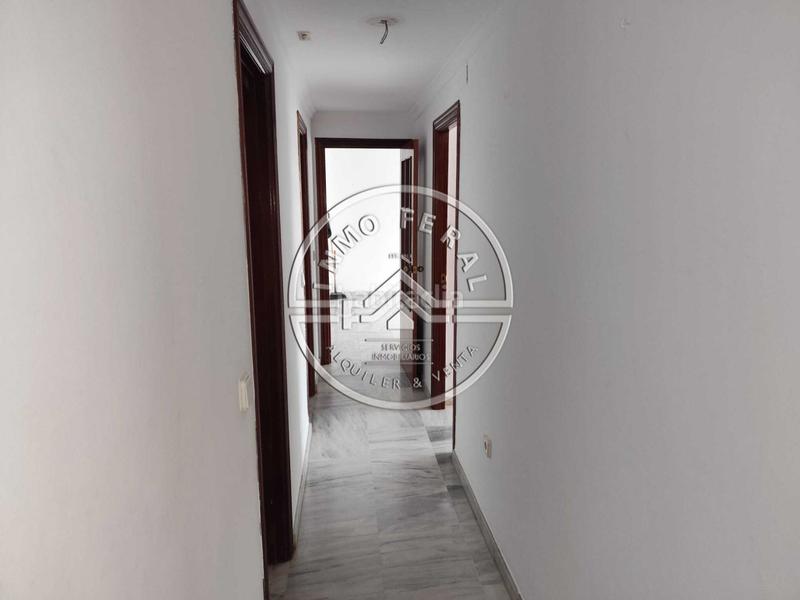 Foto 61bbf0db-3095-45a2-9a0c-ff36368ac5fe. Pis amb calefacció piscina a Écija