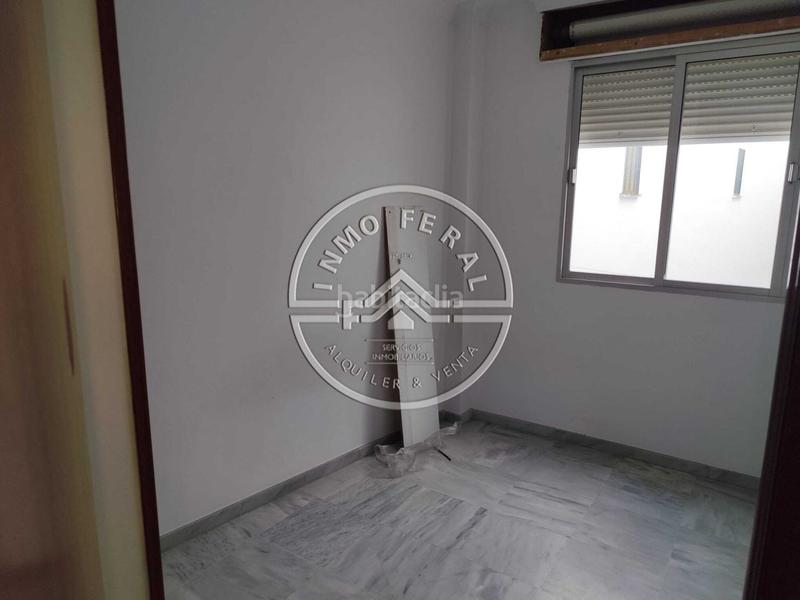 Foto f58dadfd-76f5-4332-9fa1-45617427fa85. Pis amb calefacció piscina a Écija