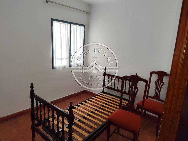 Foto b9b42e01-f45a-495d-ae5e-ef86ff32e4c2. Pis a Écija