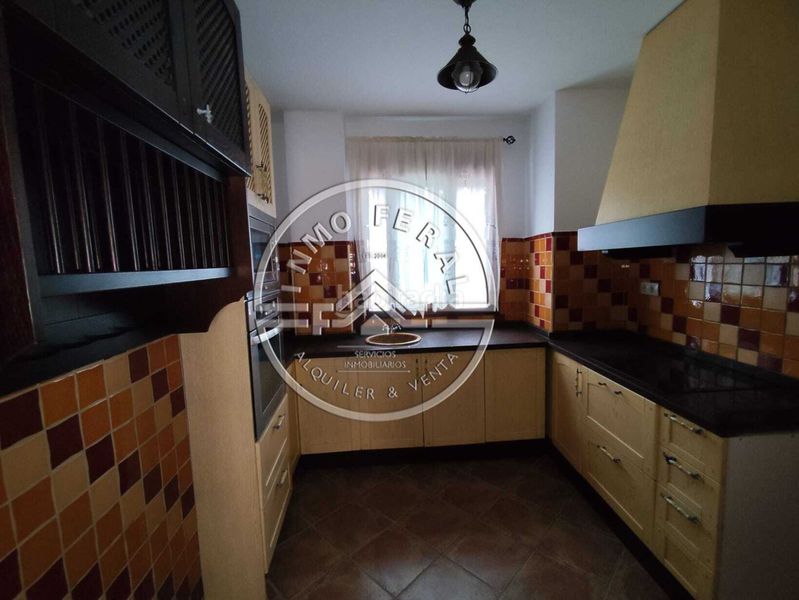 Foto 5168a466-3a06-4eda-a5fa-475dc9c47818. Casa amb calefacció a Écija