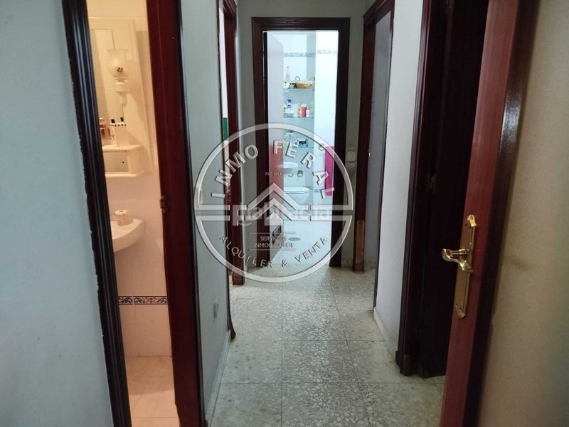 Foto 44e133f7-ce75-484d-991f-78b39dcb5913. Pis amb calefacció aparcament a Écija