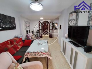 Casa in Écija. Casa en venta en el puente, 3 dormitorios.