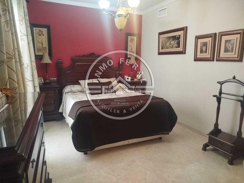 Foto 15a9513c-d0b5-4a7d-bf52-6eb02f4bad8e. Casa amb calefacció aparcament a Écija