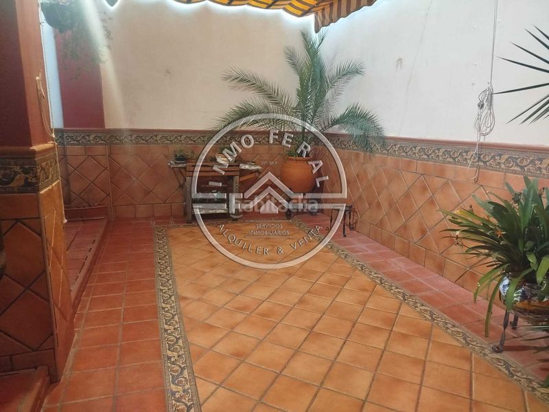 Foto 4d0e4402-2d8e-4822-8567-fa71def7251a. Casa amb calefacció aparcament a Écija