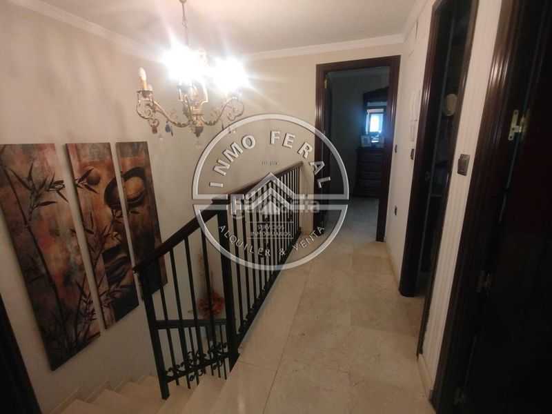 Foto 68be1547-2730-470e-a151-f8697a746a1a. Casa amb calefacció aparcament a Écija