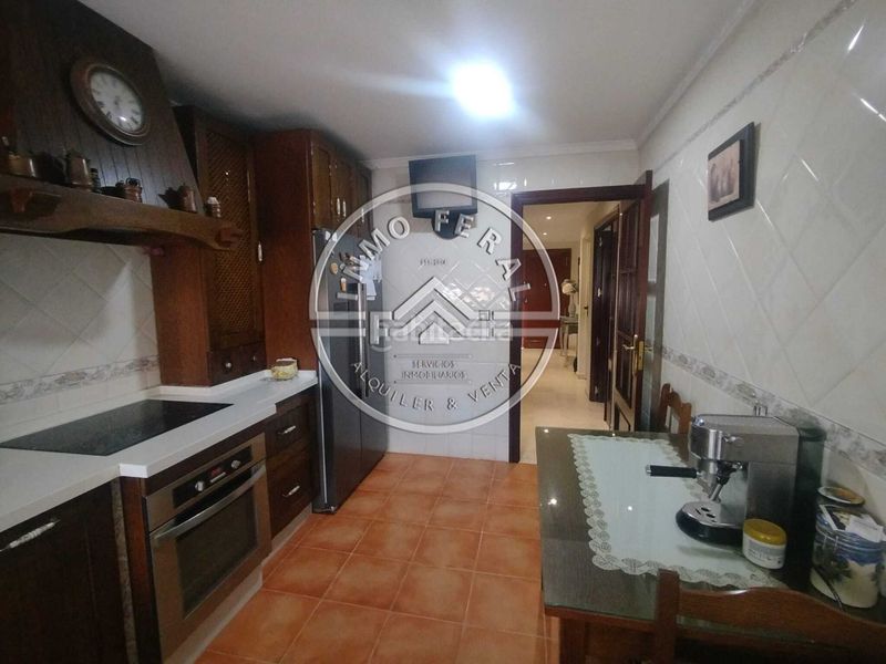 Foto c8b69032-9de7-4311-beb9-c628aab88577. Casa amb calefacció aparcament a Écija