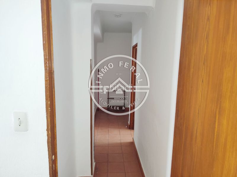 Foto f58315ef-9684-4bb2-b6ca-343fee72d9f1. Pis a Écija