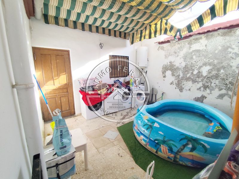Foto af505816-7bd6-46ad-8f11-3f014f2e1753. Casa amb calefacció aparcament a Écija
