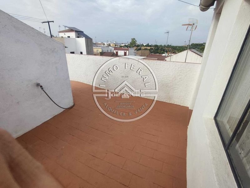 Foto 70ac4ee1-39a8-448d-8f36-07686a4b3563. Casa amb calefacció a Luisiana (La)