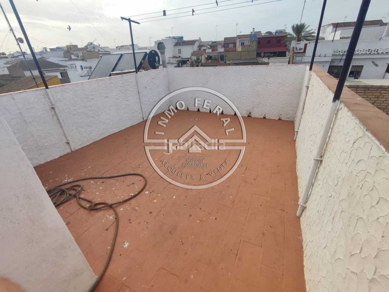 Foto c4ddaed9-8954-4c73-aa2e-c1793aba6fe0. Casa amb calefacció a Luisiana (La)