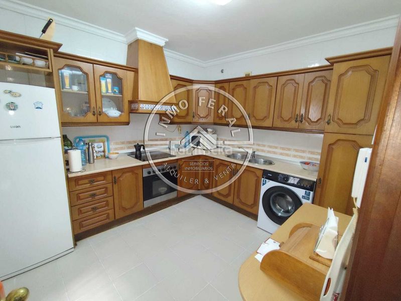 Foto a2091372-e247-43d9-a61b-5bcc0b8a7aec. Pis amb calefacció aparcament a Écija