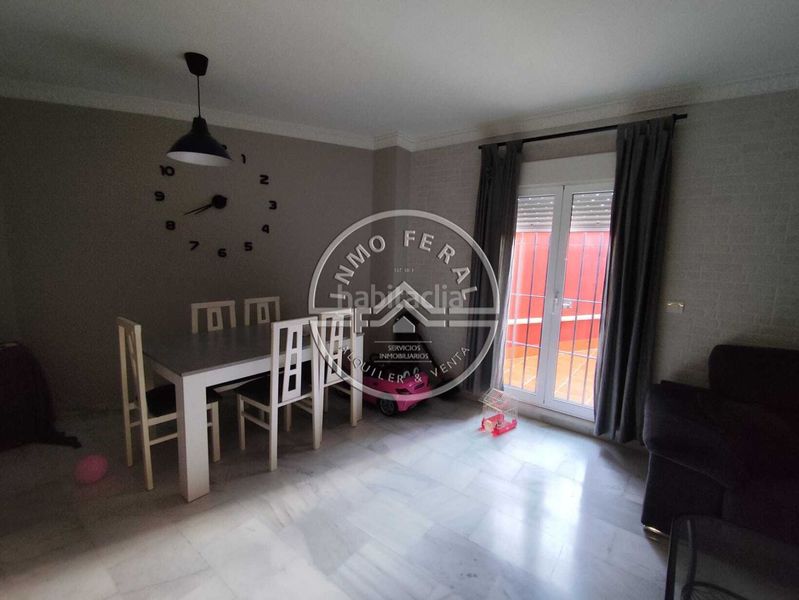 Foto 55c491da-6efa-486c-b183-111a5e9998eb. Casa amb calefacció aparcament a Écija