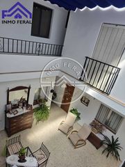 Casa a Écija. Casa en venta en otras zonas, 9 dormitorios.