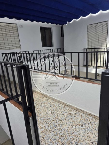Foto cf372ebf-bd5f-43c0-b77c-d5174a4e0ab1. Casa amb calefacció a Écija