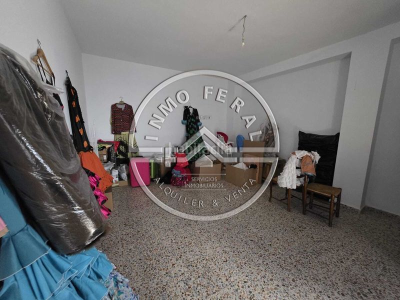 Foto ef02061e-a037-4c82-9894-6aa28ff1ffc8. Casa amb calefacció a Écija