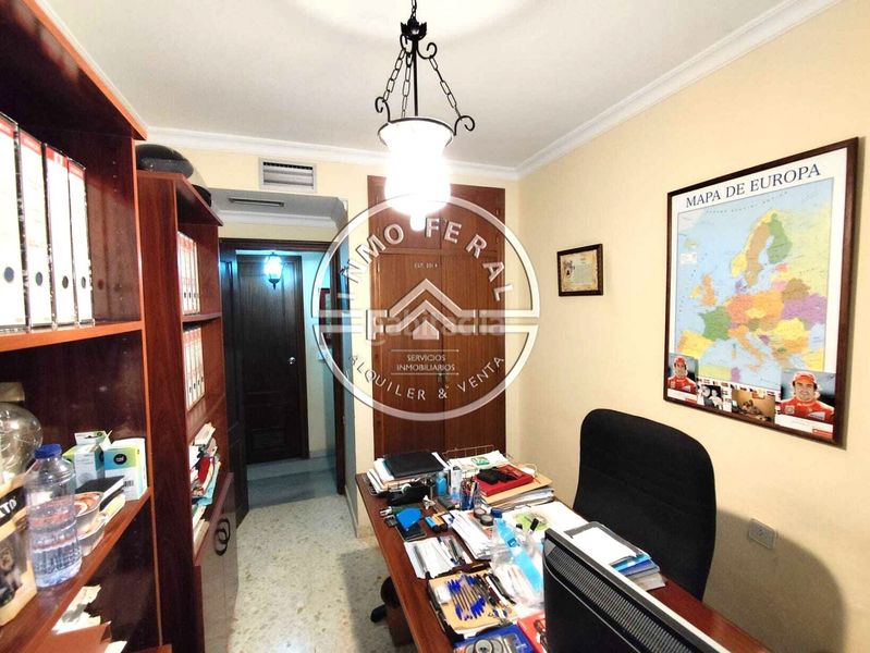 Foto ad43d0c6-6a1e-43f5-b3ec-19115610d49a. Casa amb calefacció aparcament a Écija