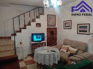 Maison à Cañada Rosal. Casa en venta en centro, 3 dormitorios.