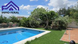 Xalet a Écija. Chalet en venta en cuesta blanca, 5 dormitorios.